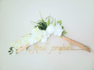 orchid plant hanger Bride Hanger With Peony Flower Orchid – Le Rustic Chic