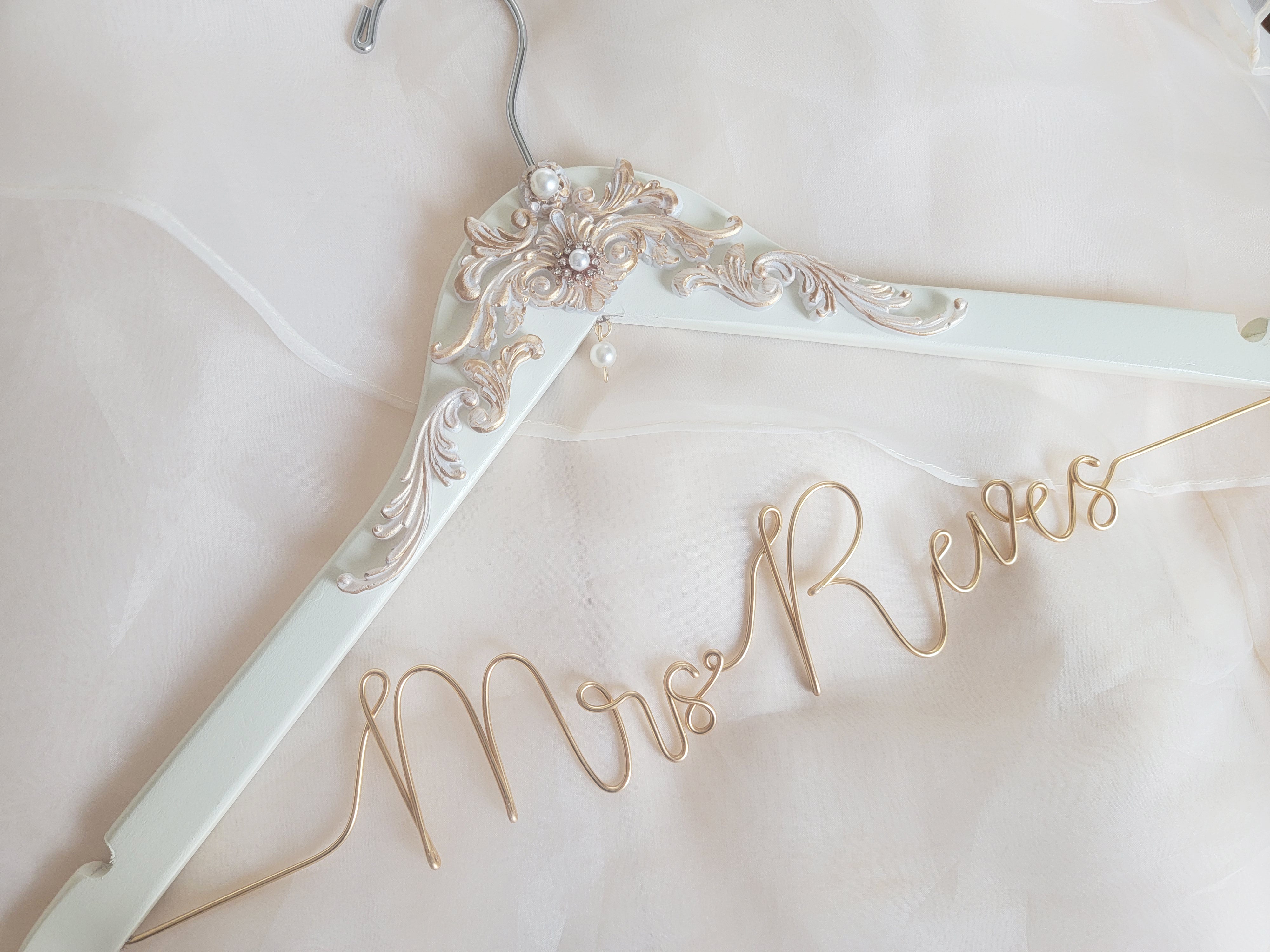 Bundle Vintage Luxury Wedding Dress and Veil Hangers